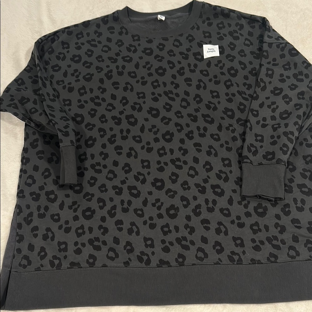 ⚡️Closet Cleanout⚡️ Old Navy Tunic Sweatshirt